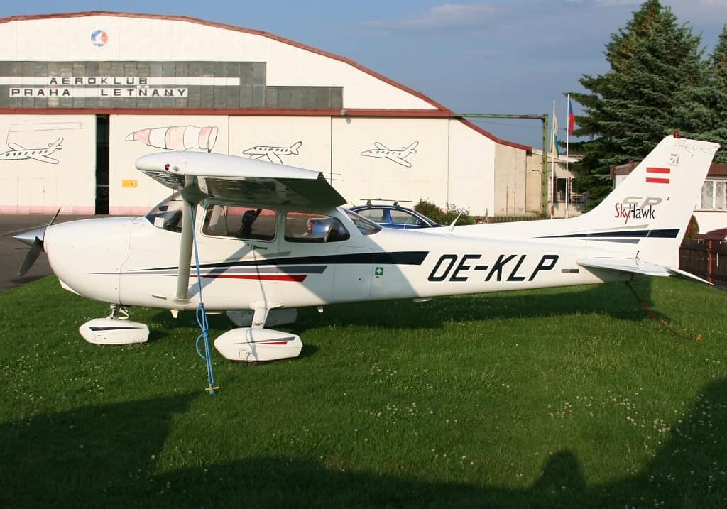 used cessna 172 for sale cessna 172S skyhawk parked on ramp