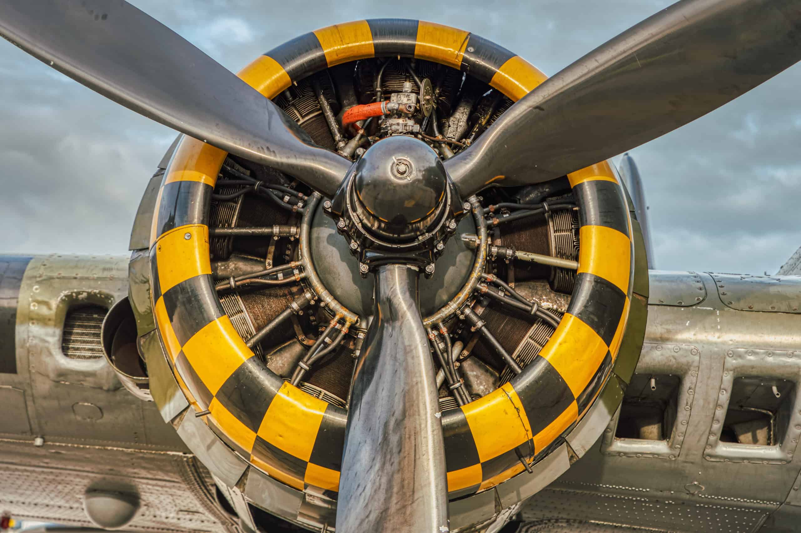Radial piston aircraft engine with cylinders and propeller hub visible