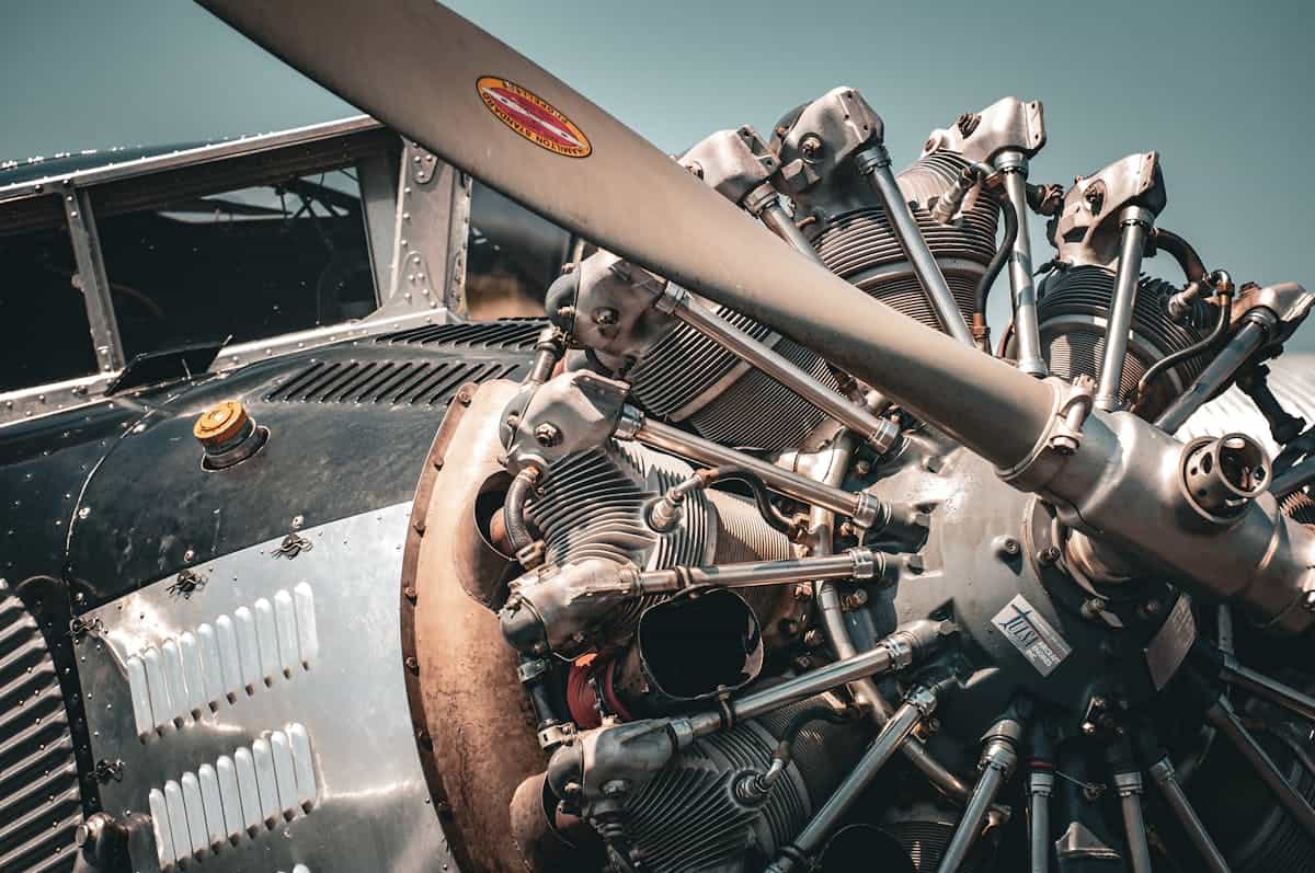 aircraft engine baffle seal — turbo oil leak can seep through baffle areas