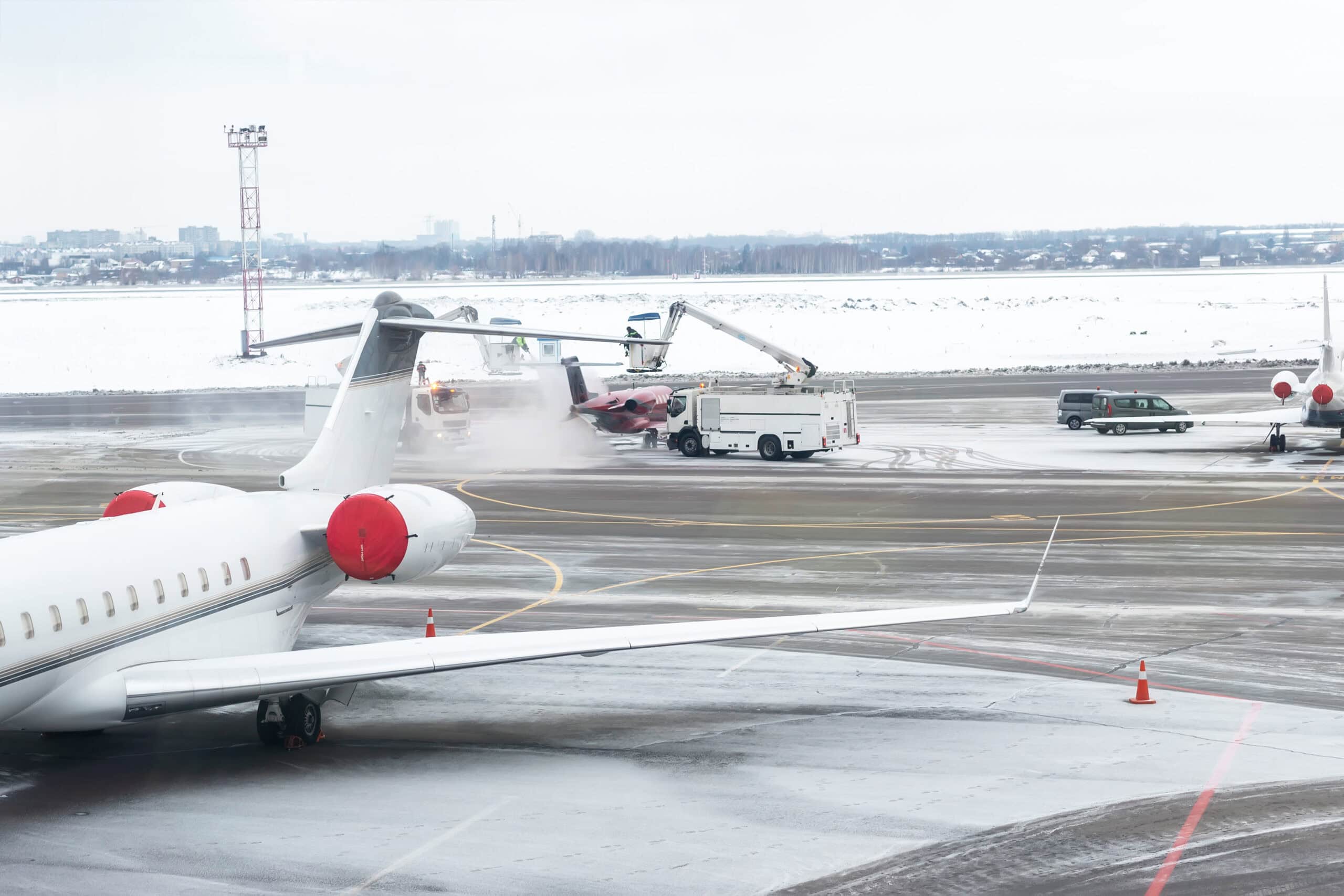 Epic Aircraft E1000 GX FIKI de-icing system protecting the aircraft in winter conditions