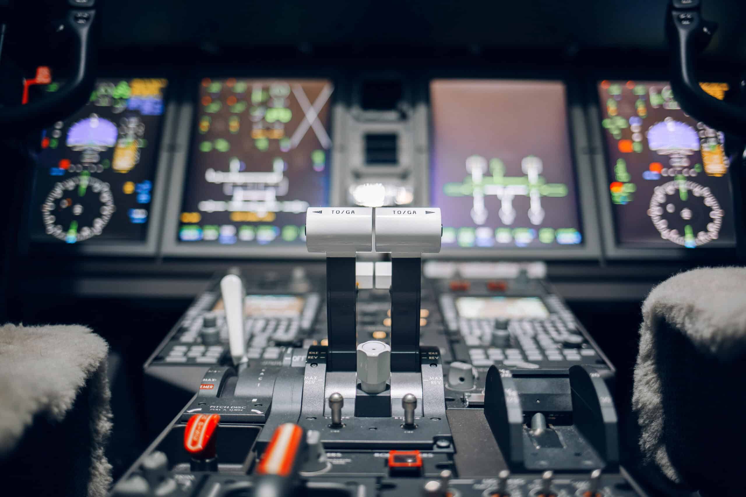 Tecnam P2012 STOL cockpit avionics