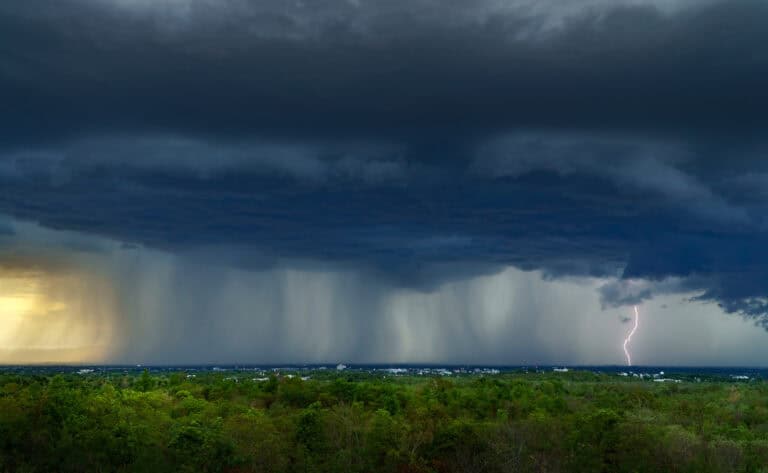 Thunderstorm Avoidance: The Complete GA Pilot Guide 2026