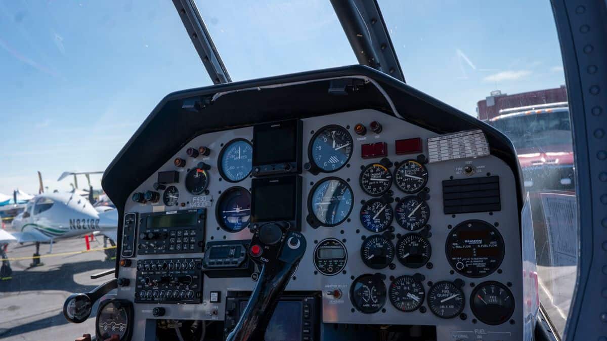 GA aircraft cockpit instrument panel showing scan workload during mid-air collision avoidance