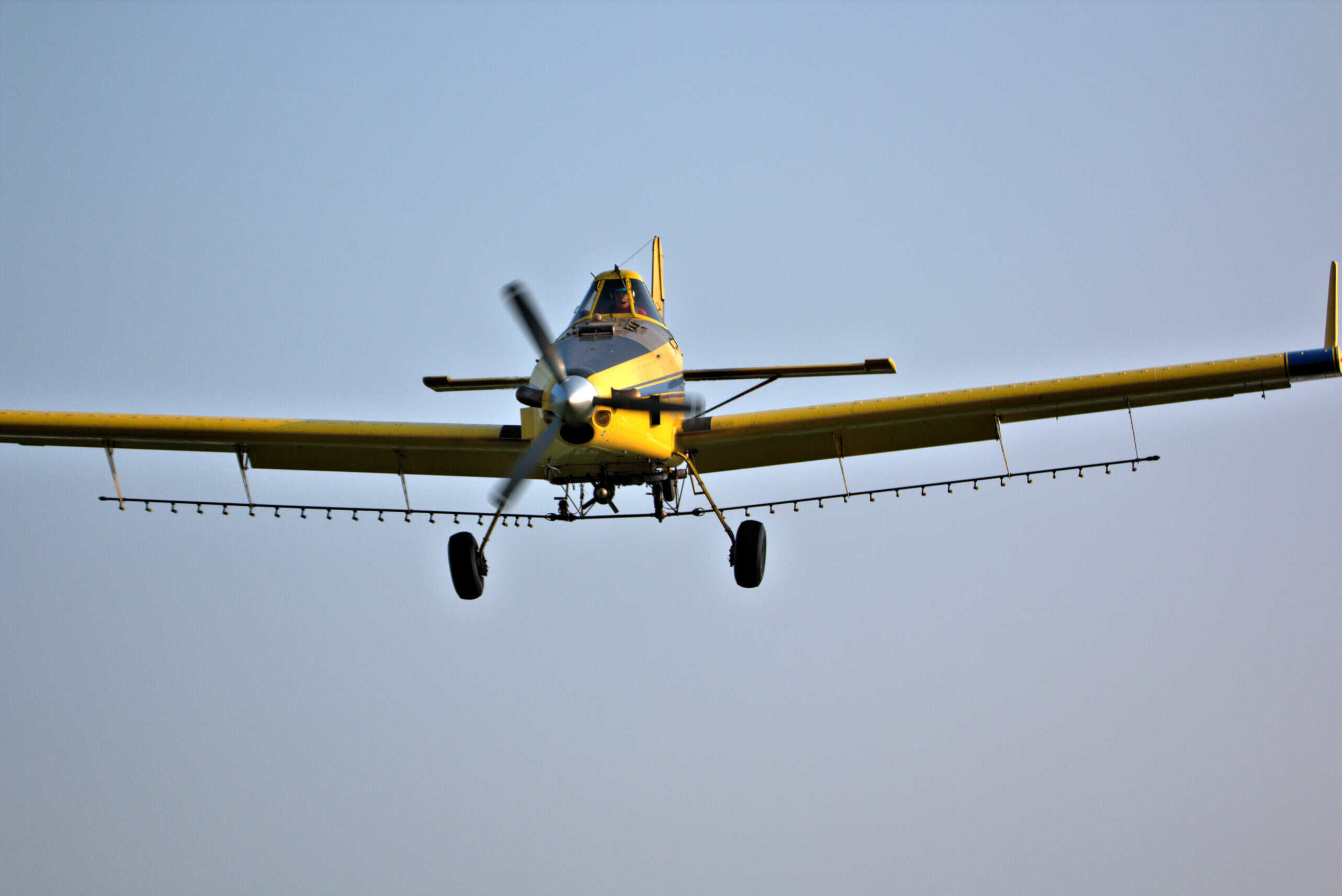 Single-engine piston in flight — VFR cross-country planning depends on real POH numbers