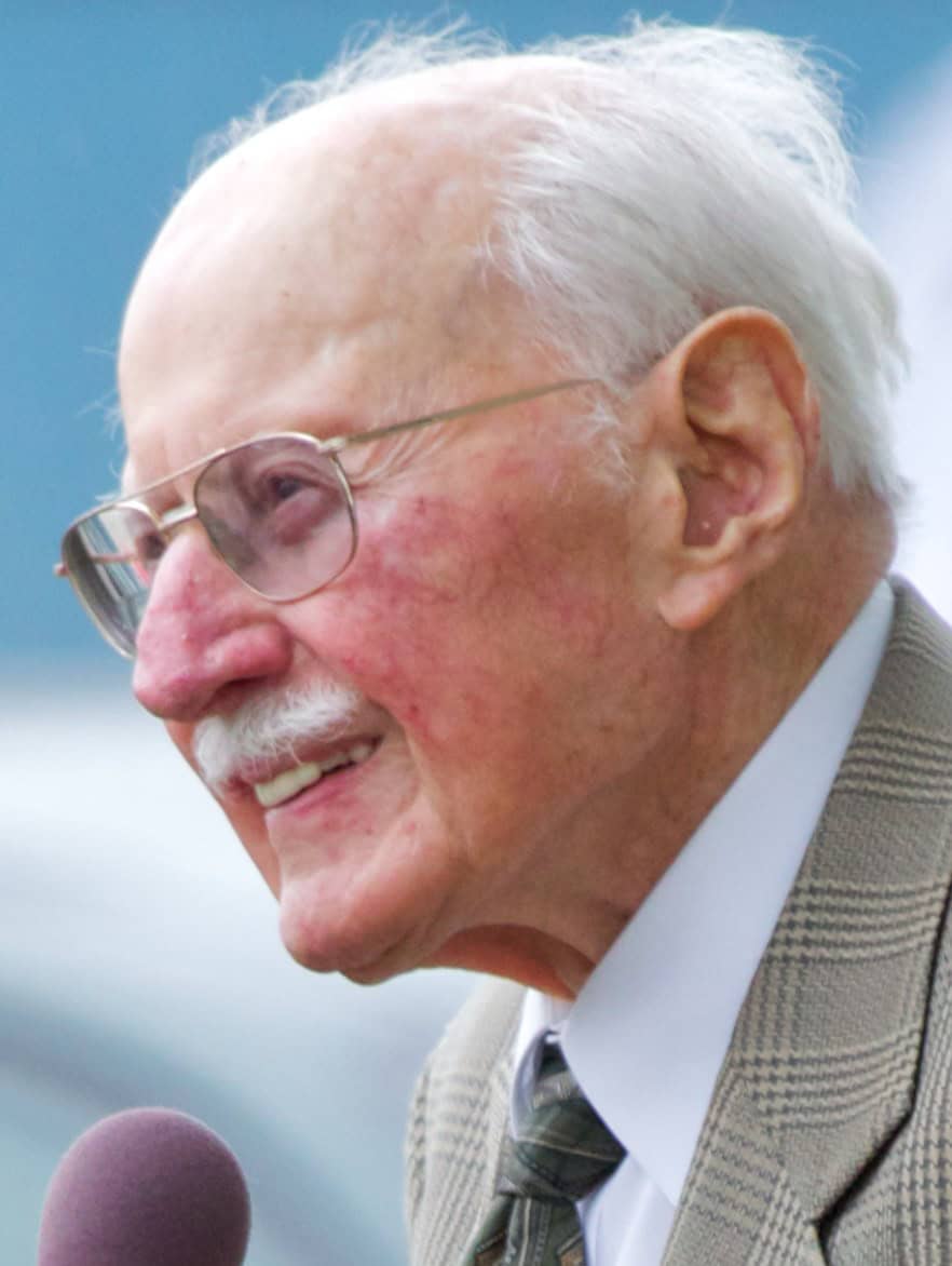 Bob Hoover at EAA AirVenture Oshkosh 2011 — the airshow legend GA pilots have quoted for six decades.