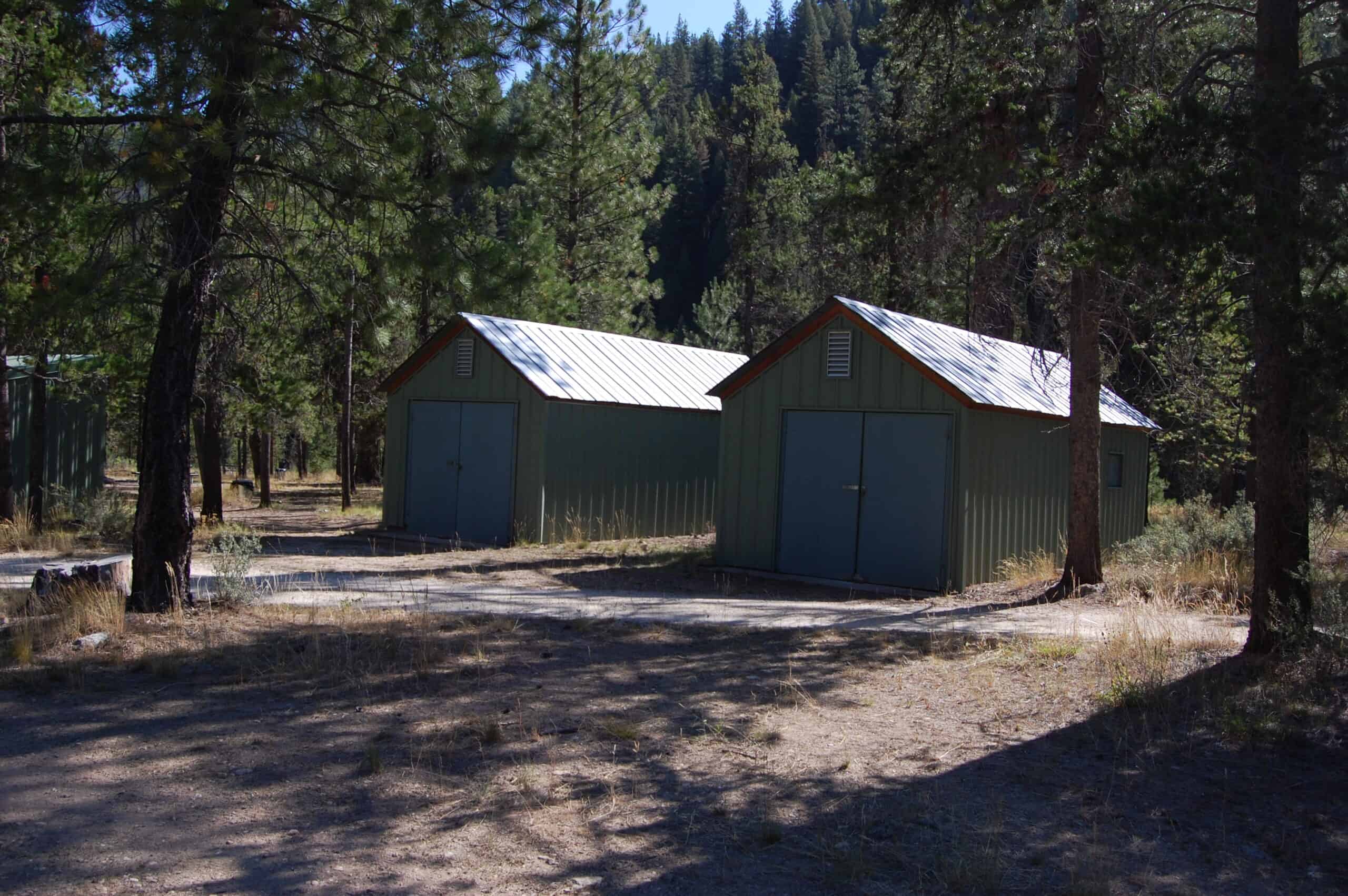 GA aircraft camping at Johnson Creek Idaho backcountry — the ground game half of the Sun Valley Fly-In.